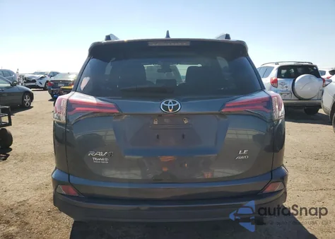 2018 Toyota Rav4 Le z USA, uszkodzony, nr VIN JTMBFREV1JJ194565